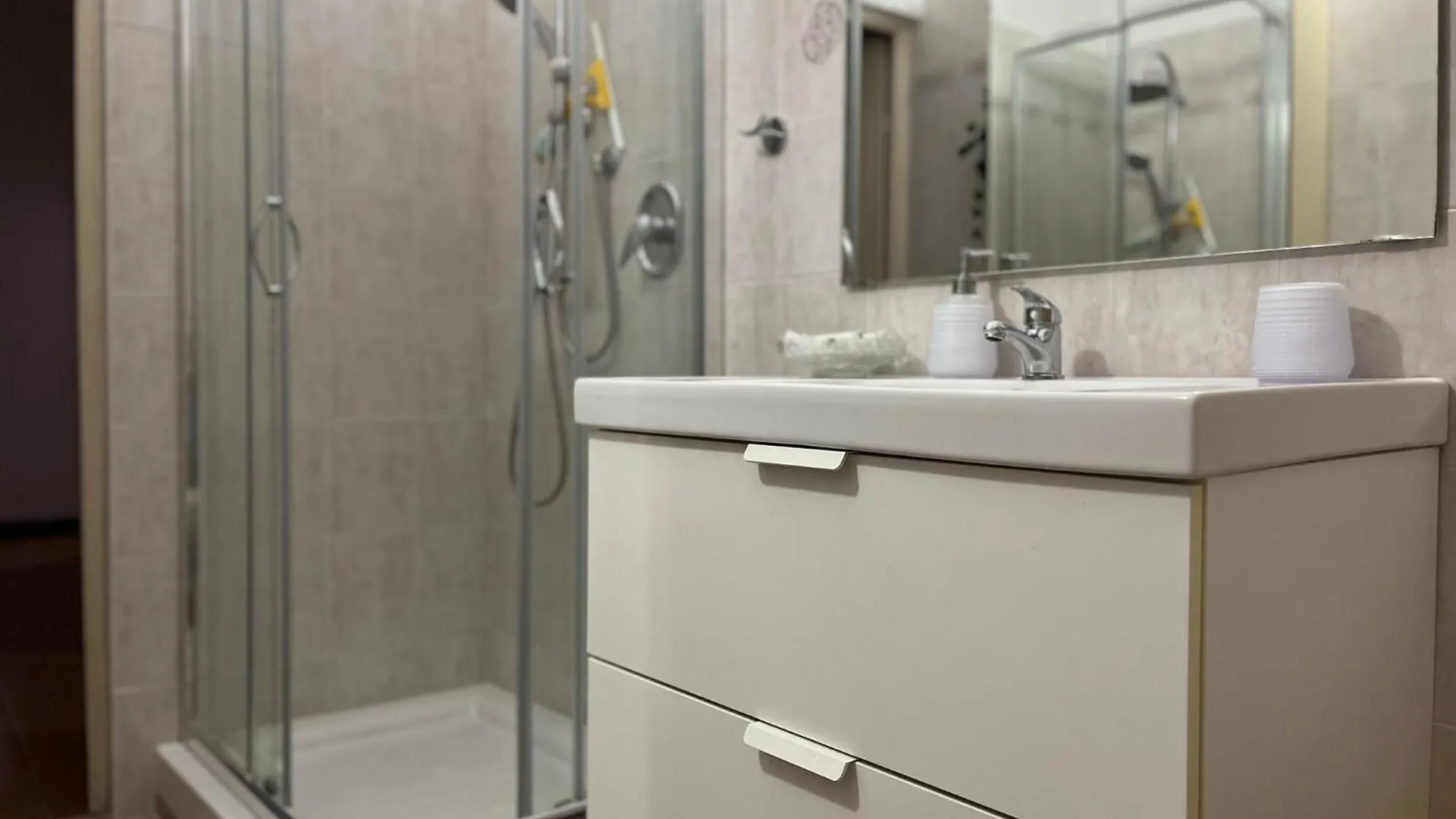 L'Oasi Del Cervo Apartment Florence Italy